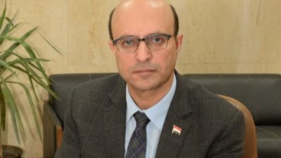 المنشاوي يصدر قرارات بتعيين عدد من القيادات داخل جامعة أسيوط