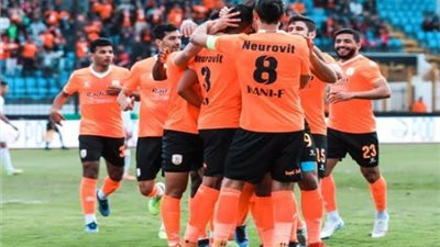 فاركو يضرب الاتحاد بثلاثية نظيفة.. ويرفع رصيده بالدوري المصري 