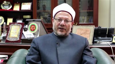 ما حكم أخذ إجازة للتفرغ للعبادة ؟.. المفتي يجيب 