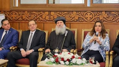 محافظ دمياط تزور كنيسة العذراء مريم للتهنئة بمناسبة عيد القيامة المجيد 