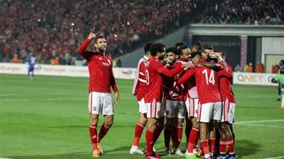 كولر يبدأ بـ كريستو وقندوسي.. تشكيل الأهلي أمام فاركو في لقاء اليوم 
