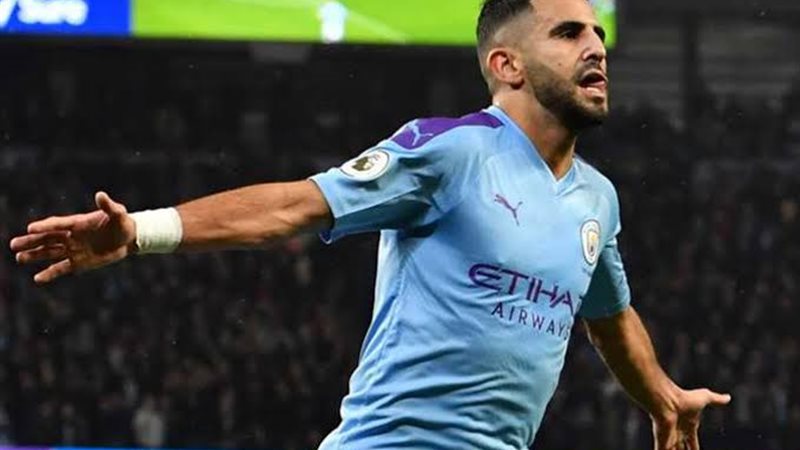 رياض محرز لاعب مانشستر