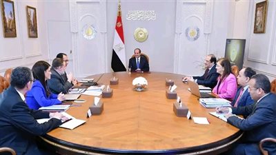السيسي يستعرض موقف الاقتصاد العالمي فى ضوء التحديات