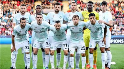 مارتينيز يقود التشكيل الرسمي لفريق إنتر ميلان أمام بنفيكا بدوري الأبطال 