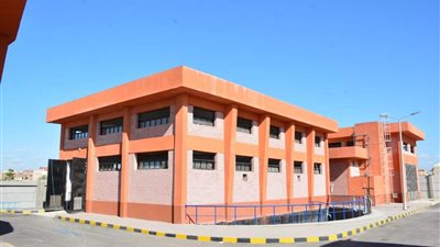 وزير الإسكان يتابع ما يتم تنفيذه من مشروعات بمدينة النوبارية الجديدة