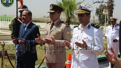 محافظ الإسماعيلية يشارك احتفالات ذكرى عيد تحرير سيناء