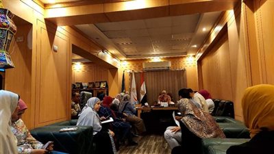 وكيل وزارة الصحة بأسيوط يعقد اجتماع طارئ لمناقشة معدلات الأداء بالمبادرات الرئاسية