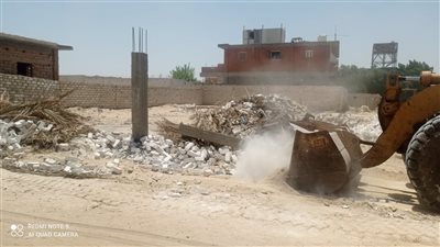 حملات مكثفة لإزالة التعديات والمخالفات بالبحيرة