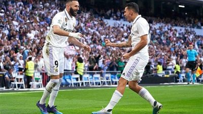 بنزيما يقود ريال مدريد للفوز على ألميريا برباعية في الدوري الإسباني 