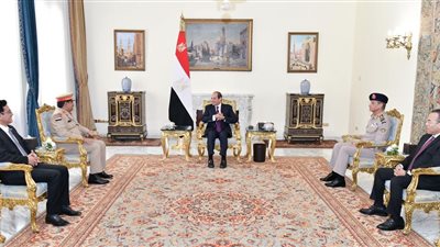 الرئيس السيسي يستقبل وزير دفاع الجمهورية اليمنية