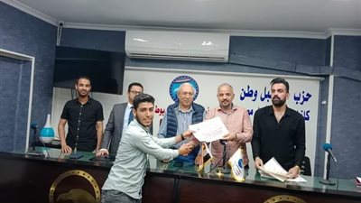 أمين مستقبل وطن أسيوط يكرم أمانة العمل الجماهيري بأبنوب