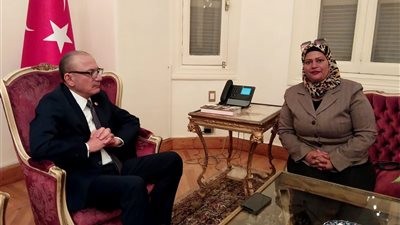 القائم بأعمال سفير تركيا بمصر: الانتخابات تمت فى يسر وسهولة بمراكز الاقتراع