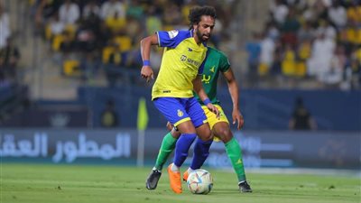 النصر يقع في فخ التعادل أمام الخليج ويبتعد خطوة عن اللقب