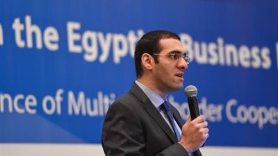 الجمعية المصرية لشباب الأعمال وممثلي الجمارك يستعرضان نظام الفاعل الاقتصادي