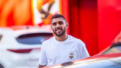  مهاجم الأهلي 
