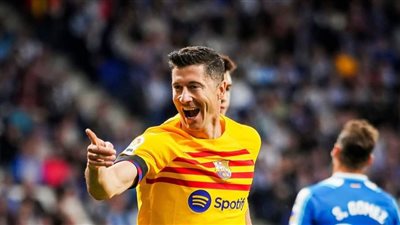 بعد تتويجه مع برشلونة.. ليفاندوفسكي يحقق رقمًا تاريخيًا في بطولات الدوري بأوروبا