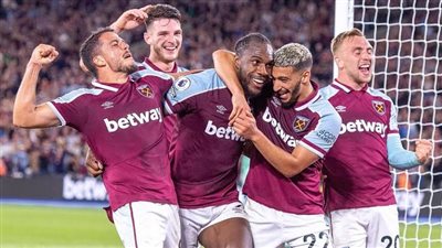 وست هام يتفوق على ألكمار الهولندي بهدفين مقابل هدف في نصف نهائي دوري المؤتمر 