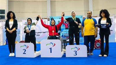 محافظ الشرقية يهنئ بطلة رفع الأثقال لحصولها على الميدالية الذهبية 