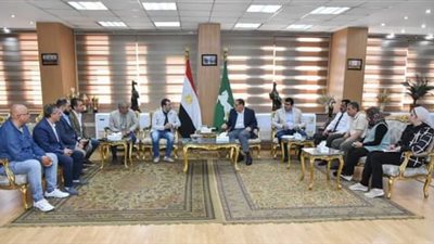 محافظ الشرقية يلتقي رئيس مجلس إدارة هيئة الإسعاف المصرية