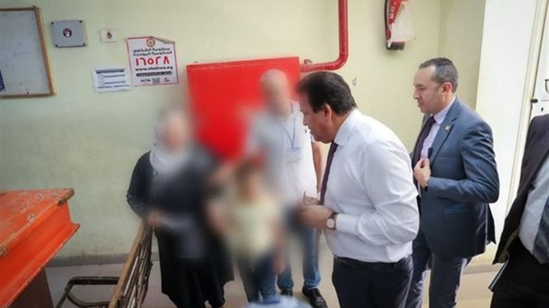 جولة وزير الصحة داخل