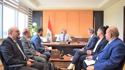  نائب وزير الإسكان يبحث مع شركات ألمانية تطور خدمات مياه الشرب والصرف
