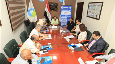 اجتماع اللجنة التنسيقية الاول لمبادرة صحتهم مستقبلهم بمياه أسيوط 