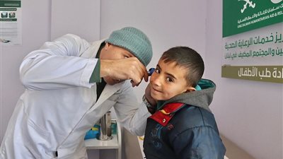 مركز الملك سلمان يواصل تقديم خدمات الرعاية وتوزيع أرغفة الخبز بسوريا ولبنان