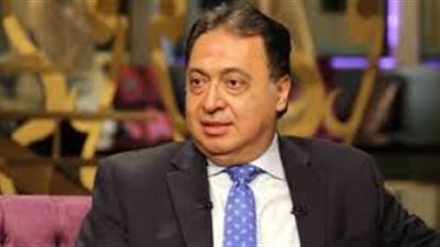 أحمد عماد الدين.. وزير الصحة الذي أدخل مفصل حوض جديد إلى مصر