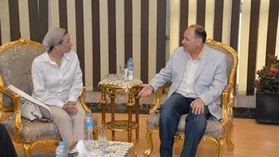 زراعة الجوجوبا بمياه الصرف الصناعي .. مشروع بيئي متميز بأسيوط