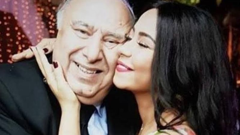 شيرين عبدالوهاب ووالد