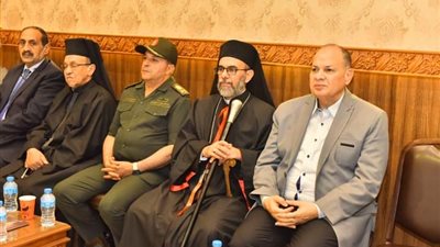 محافظ أسيوط يشهد ذكرى الأربعين وتأبين الراحل الأنبا كيرلس وليم مطران أسيوط