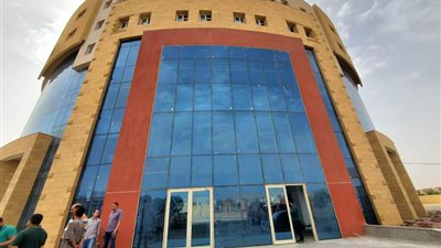 وزير الإسكان يُتابع موقف تنفيذ مستشفى شفاء الأطفال بمدينة 