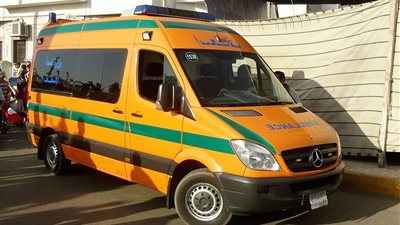إصابة 15 طالبا من الأزهر بأسوان في حادث سير