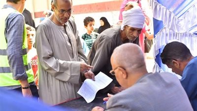 مستقبل وطن أسيوط ينظم قافلة طبية مجانية شاملة بقرية نجع سبع 