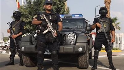 وزارة الداخلية تنفي صحة فيديو ادعاء سيدة مقتل زوجها وآخرين