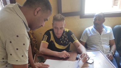أمانة حزب شهير في بني مزار بالمنيا على صفيح ساخن واستقالات جماعية