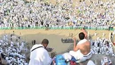 البعثة المصرية تتابع تصعيد الحجاج إلى عرفات الله في يوم التروية