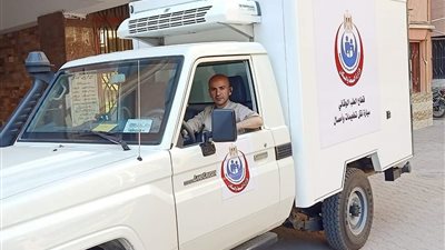 بتكلفة 2 مليون جنيه.. وزير الصحة يقدم سيارة تبريد لحفظ الأطعمة بالشرقية 