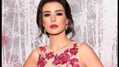 ماغي بو غصن تتصدر الترند بعد مشاجرتها مع سيدة في الشارع