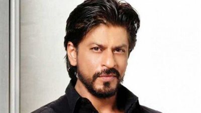 شاروخان يتعرض لإصابة ويخصع لعملية جراحية