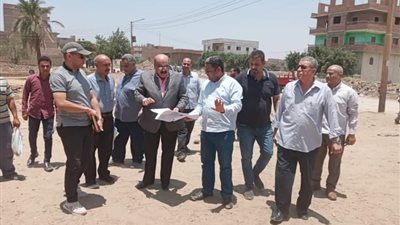 محافظ أسيوط يعلن تنفيذ 10 مشروعات خدمية بتكلفة 385 مليون جنيه 