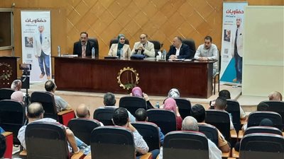 أدباء الغربية يناقشون كتاب 