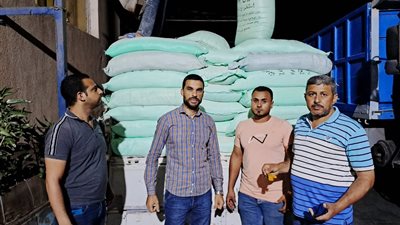 ضبط 9 طن دقيق مدعم مهرب في البحيرة