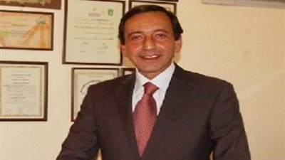 طبيب المشاهير.. وفاة الدكتور ياسر عبد القادر أستاذ علاج الأورام بجامعة القاهرة
