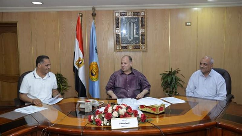 محافظ أسيوط يعتمد