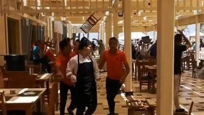 فندق بالبحر الأحمر