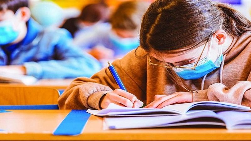 مشاكل الطلاب خلال