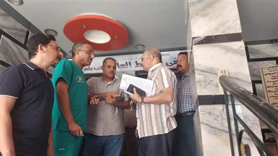 وكيل صحة أسيوط يتابع سير العمل بمستشفى المدينة