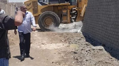 محافظ أسيوط يشن حربًا على التعديات .. ويسترد 198 فدانًا من أراضي الدولة