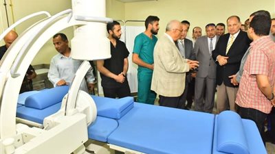 محافظ أسيوط يشهد افتتاح وحدتي مناظير الجهاز الهضمي بالمستشفى الجامعى 